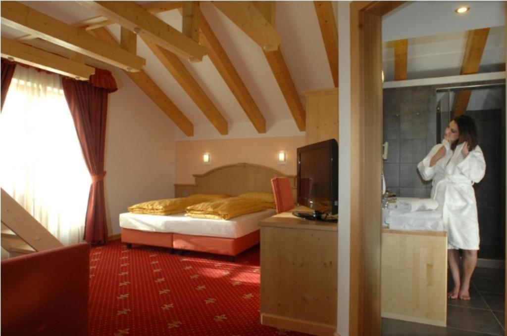Hotel Scoiattolo Tesero Luaran gambar