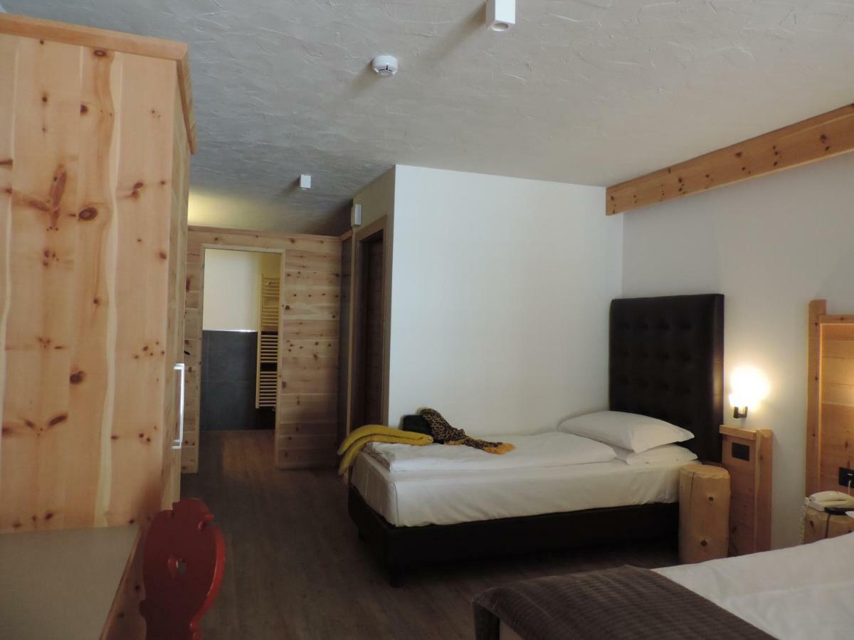 Hotel Scoiattolo Tesero Luaran gambar