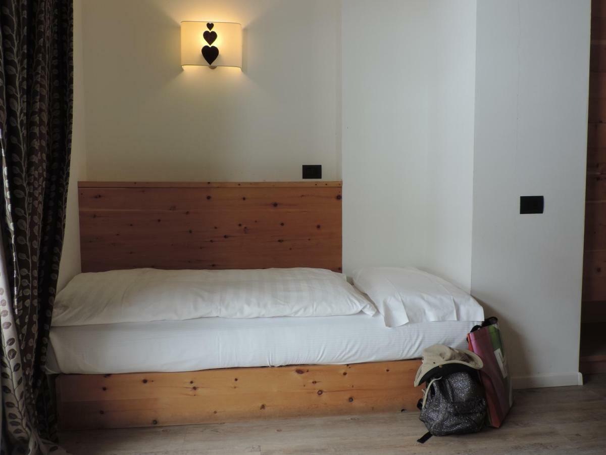 Hotel Scoiattolo Tesero Luaran gambar